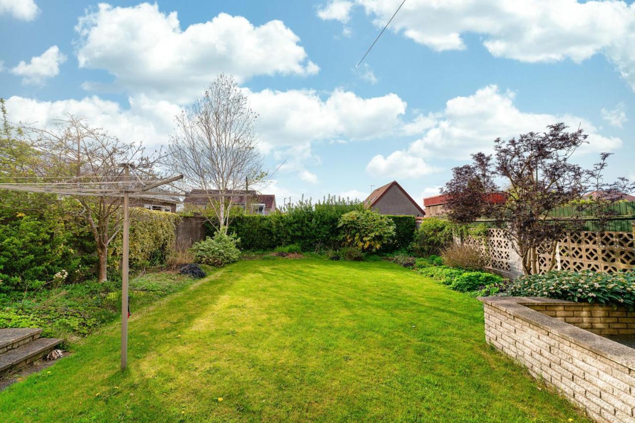 New Four Bedroom House - All Rooms Ensuite Stirling Exterior foto