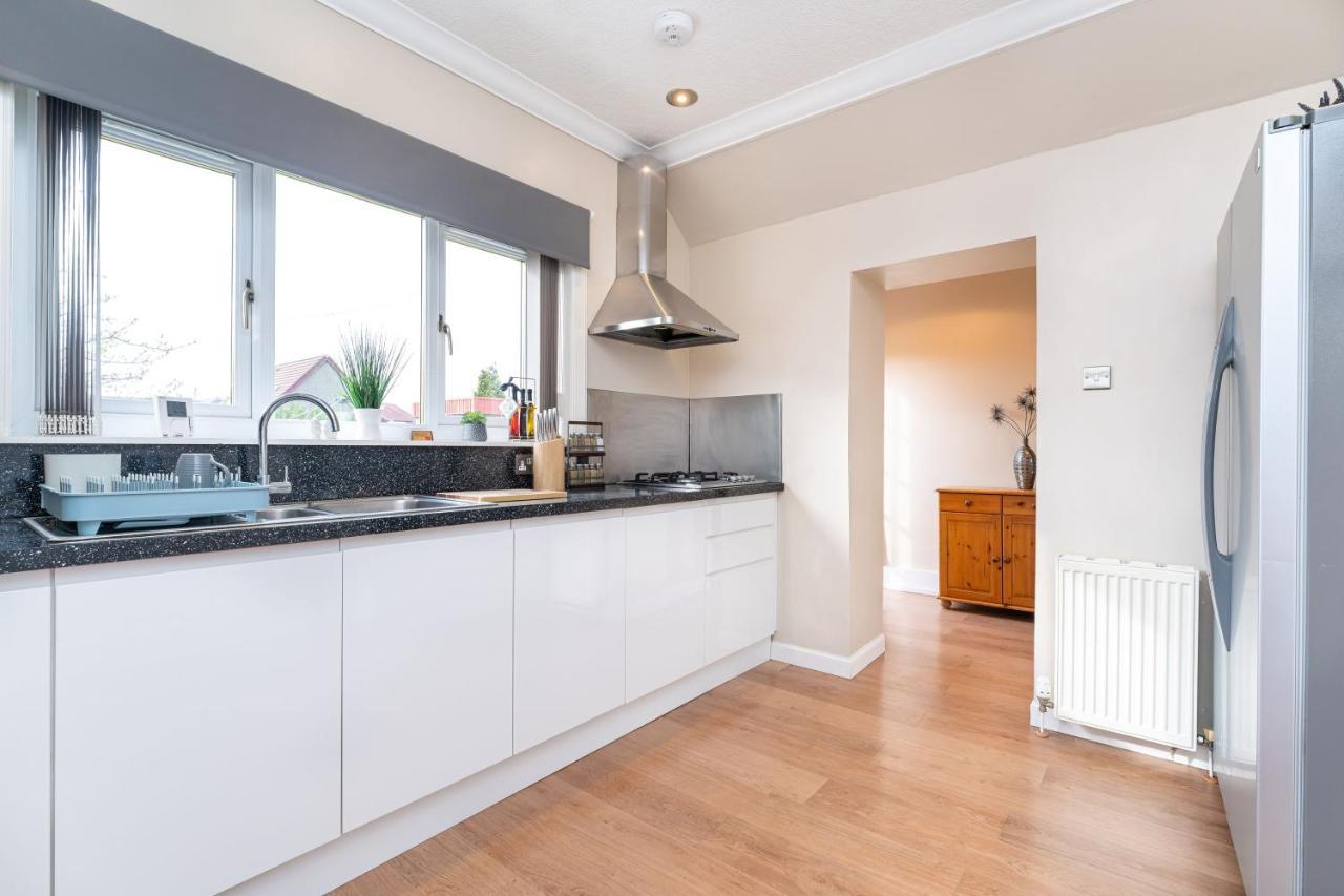 New Four Bedroom House - All Rooms Ensuite Stirling Exterior foto